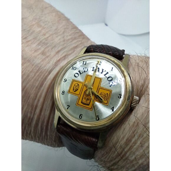 Old Taylor Whiskey Manual Wind Vintage Watch - Picture 12 of 13
